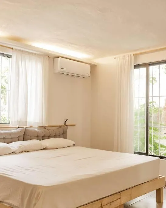 Totally Renovated Apartment 10 Min Away From Beach/Hot Neighborhood Канкун Мексика