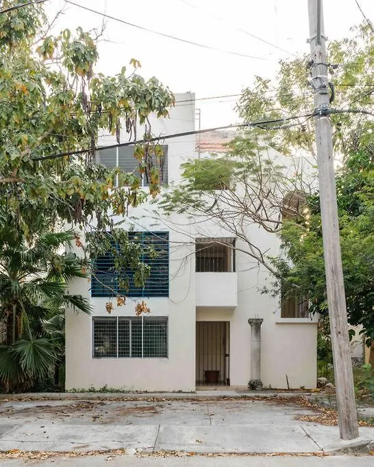 Totally Renovated Apartment 10 Min Away From Beach/Hot Neighborhood Cancun